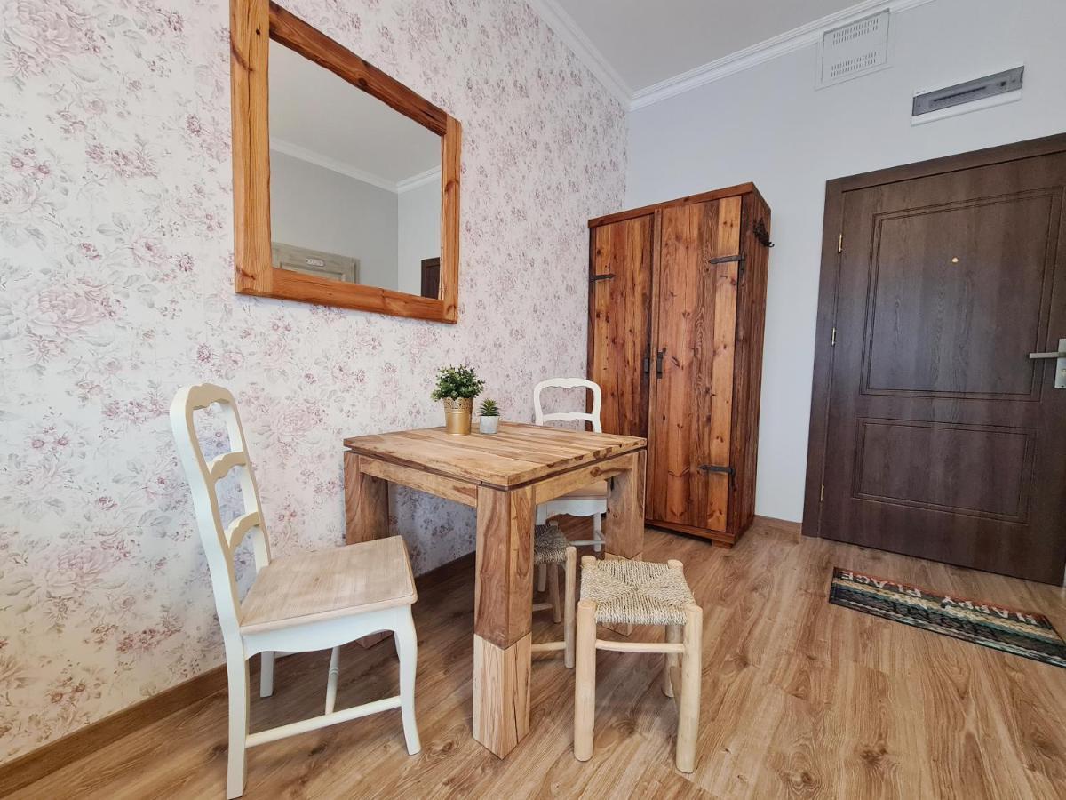 Apartament Starowka 8 Apartment Torun Ngoại thất bức ảnh